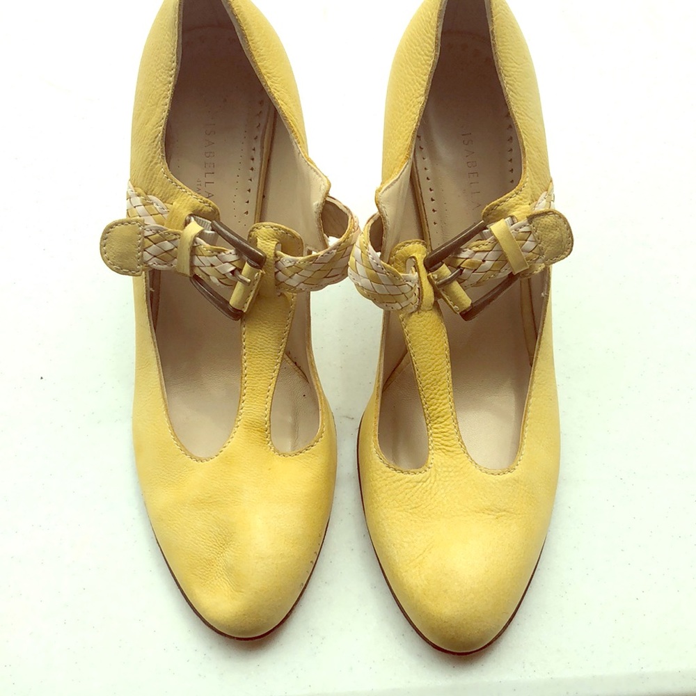 Beautiful yellow heels
